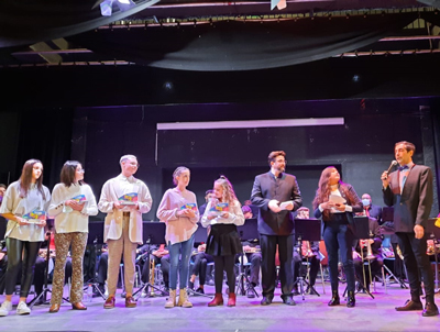 ‘Huércal Canta’ celebra la primera de sus finales, la de la edición infantil y juvenil, en el Teatro Multiusos