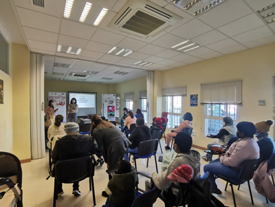 xito de participacin en los Encuentros Violeta del Plan Local de Intervencin Eracis de Roquetas de Mar 
