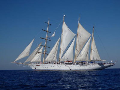 El sábado hace escala en Almería el crucero-velero ‘StarFlyer’