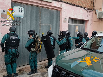 Desmantelan dos organizaciones criminales asentadas en Almera y Mlaga, hay 35 detenidos e intervienen ms de 15 toneladas de hachs