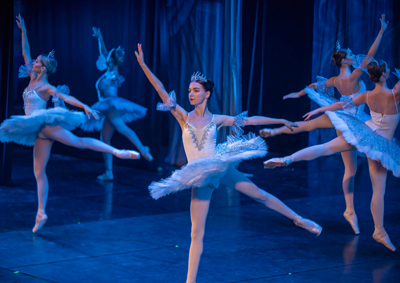 ‘El Cascanueces’, un clásico de la Navidad, llena el Auditorio con la belleza de la danza