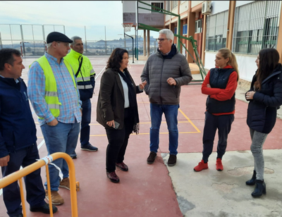 El PFEA crea ms de 1.000 jornales y mejora el CEIP Buenavista y las zonas verdes de Hurcal de Almera