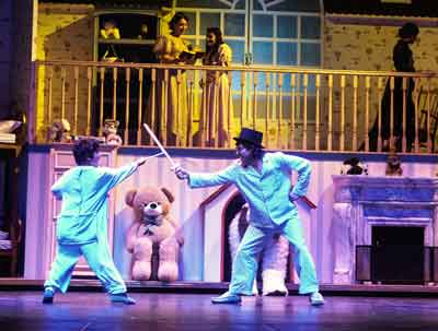 ‘Peter, el musical’ ofrece cuatro funciones este fin de semana en el Teatro Auditorio de Roquetas de Mar