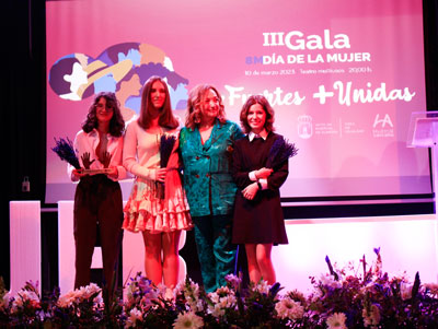 Hurcal de Almera vive una emotiva noche con la entrega de premios de la III Gala de la Mujer