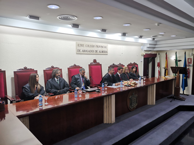 El Colegio de la Abogacía de Almería exige que se negocie el fin dela Huelga de los Funcionarios de Justicia