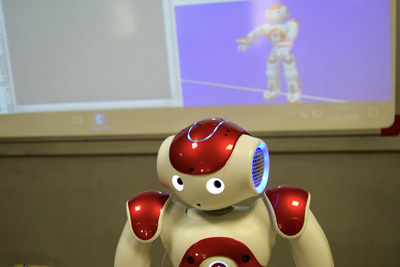 Noticia de Almera 24h: Cien estudiantes de ESO y Bachillerato crean robots para uso arqueolgico en elDesafo del Club de Robtica UAL
