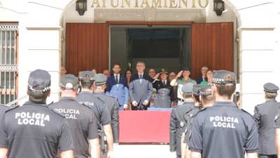 Noticia de Almera 24h: Manuel Corts anuncia la convocatoria de seis plazas de Polica Local de Adra