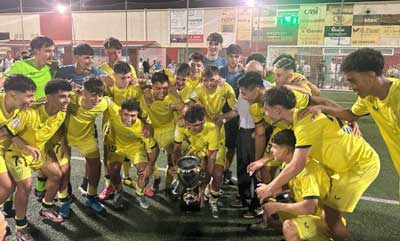 La UD Almera derrota 1-3 a La Caada y se hace con el XI Trofeo de Feria Juvenil Juan Oncala