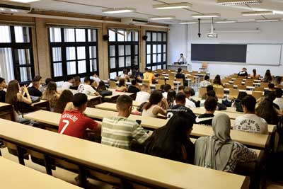 Inicio de clases para los 12.000 estudiantes de Grado y Doble Grado de la Universidad de Almera