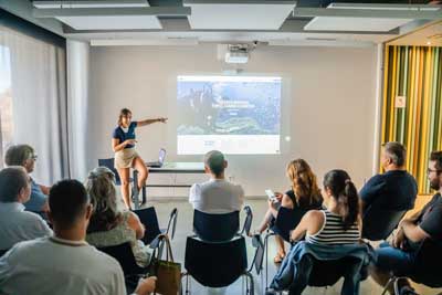 Continan las actividades organizadas con motivo del Da Mundial del Turismo en Roquetas de Mar 