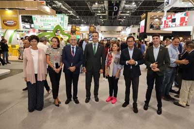 El Ayuntamiento acompaa a las empresas del sector hortofrutcola de El Ejido que durante la feria Fruit Attraction muestran su profesionalidad y estrechan lazos