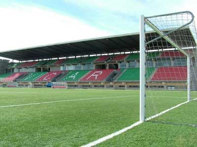 El Ayuntamiento aprueba la sustitucin integral del csped del campo de ftbol de Cabauelas