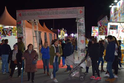 El tradicional Mercado Navideo abre las fiestas en Vcar