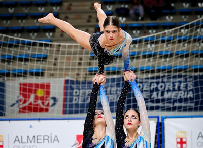 Ms de 1.300 gimnastas muestran su calidad tcnica y progresin en la exhibicin de Navidad del club Stella Maris