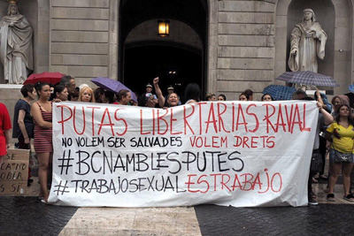 APDHA reclama la libertad inmediata sin cargos de las trabajadoras sexuales y activistas detenidas en Barcelona