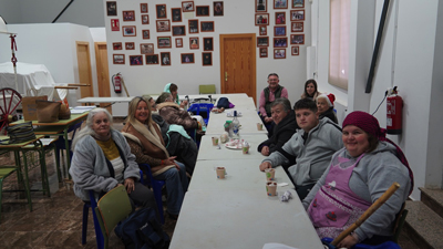 Los Talleres de Memoria de Berja celebran la llegada de la Navidad