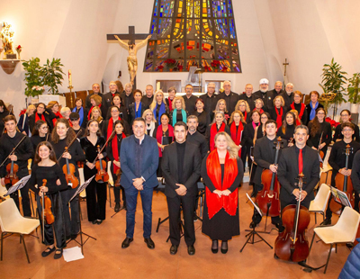 Tradicional concierto de la Coral  Polifnica Ciudad de Roquetas de Mar en la Parroquia de Aguadulce