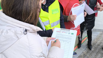 SATSE, CSIF, CCOO y UGT comienzan una campaa de recogida de firmasen plazas y calles de Andaluca en defensa de la sanidad pblica