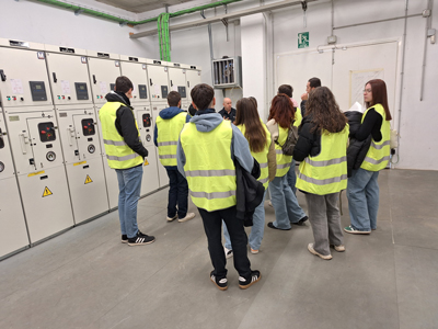 El Aeropuerto de Almera recibe la visita de alumnos de Ingeniera Industrial de la Universidad