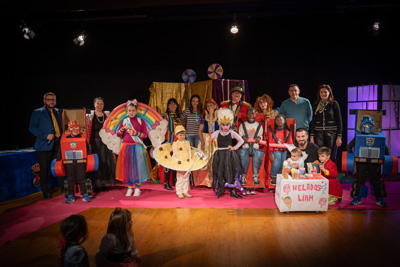 Noticia de Almera 24h: Roquetas de Mar vive la alegra del Carnaval con la celebracin del concurso  y fiesta de disfraces 