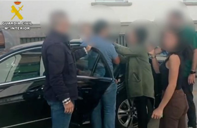 Noticia de Almera 24h: Dos detenidos por robar un beb en Navalmoral de la Mata