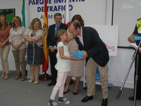 El alcalde destaca el valor de la prevencin en la entrega de los premios de los concursos de dibujos y trabajos de Educacin Vial