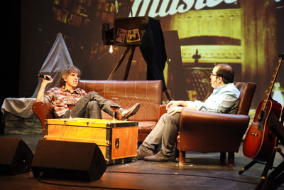 Mikel Erentxun se gan el corazn del pblico, que llen el teatro Apolo