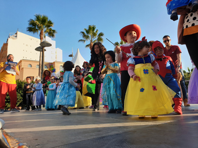 Concursos, bailes y coplas de Carnaval llenaron la tarde en el Mirador de la Rambla