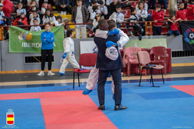 Adrián Reyes, de la EDM Kárate Kanku, se proclama Campeón de España Infantil Kumite