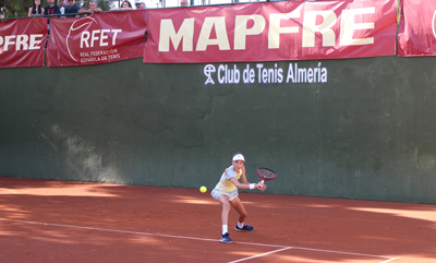 Paola Piera e Izn Baares ganan el Campeonato de Espaa Mapfre de Tenis Alevn celebrado en Almera