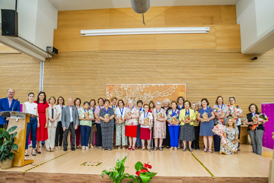 El XIII Encuentro de Bolillo acoge a ms de 300 mujeres encajeras de la provincia, Granada, Mlaga y Murcia 