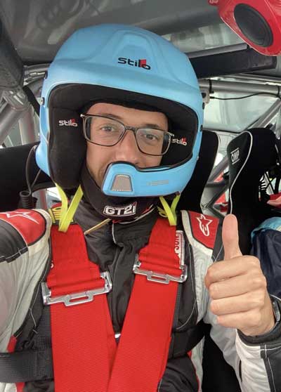 El piloto granadino, Pedro David Prez, y el copiloto vicario, Alejandro Leseduarte, primeros en la  meta del Rallye Crono de Enx