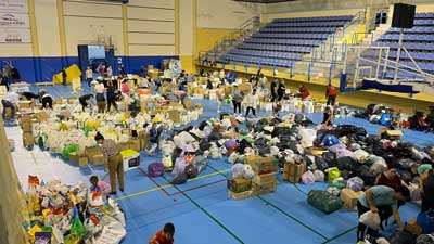 La ayuda de la ciudad de Adra parte hacia Valencia en tres camiones trailers cargados de solidaridad para los afectados