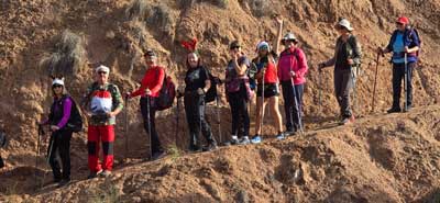 Medio centenar de senderistas disfrutaron del Geoparque en la ltima salida del ao del programa 'Deporte y Naturaleza'