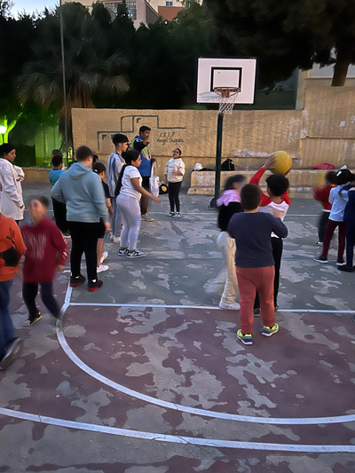 El club Padre Huelin ha fomentado el deporte entre escolares de Los Almendros, Piedras Redondas y Araceli en Navidad 