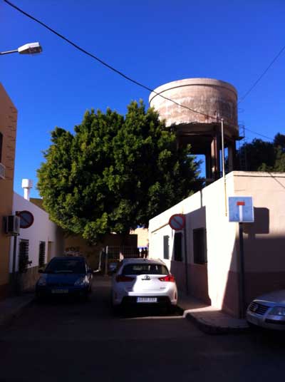 Ciudadanos Cs  denuncia el abandono y descuido de los barrios perifricos  por parte del Alcalde y del equipo de Gobierno de la Ciudad de Almeria, segn lo transmitido por los propios vecinos