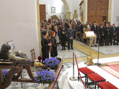 El Ayuntamiento de Vera impone la Medalla de Oro de la ciudad al Santsimo Cristo de la Misericordia