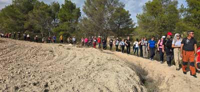 Medio centenar de senderistas disfrutaron del Geoparque en la ltima salida del ao del programa 'Deporte y Naturaleza'