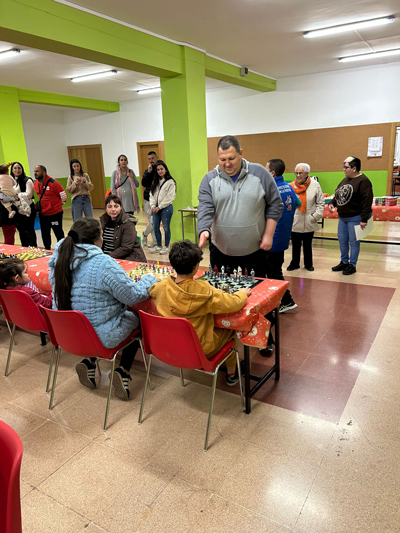 El club Padre Huelin ha fomentado el deporte entre escolares de Los Almendros, Piedras Redondas y Araceli en Navidad 